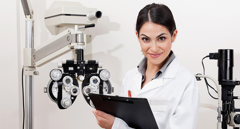 What’s Included in a Comprehensive Eye Exam?